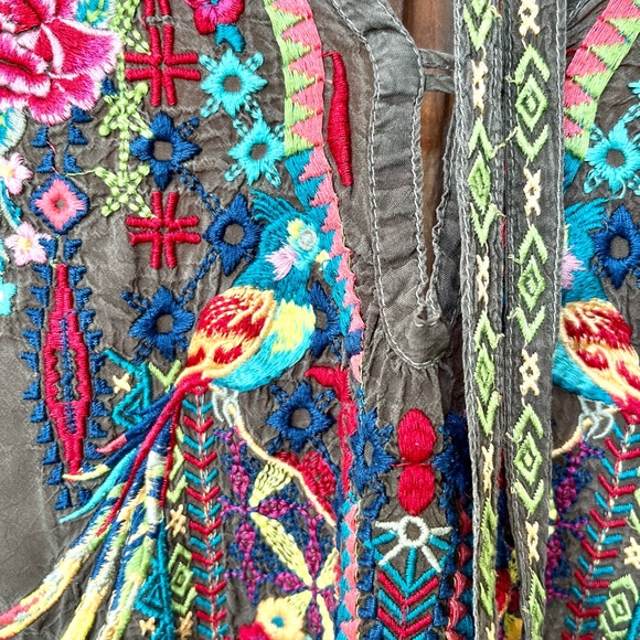 JOHNNY WAS Serendipity Embroidered BLOUSE Large - Picture 2 of 6